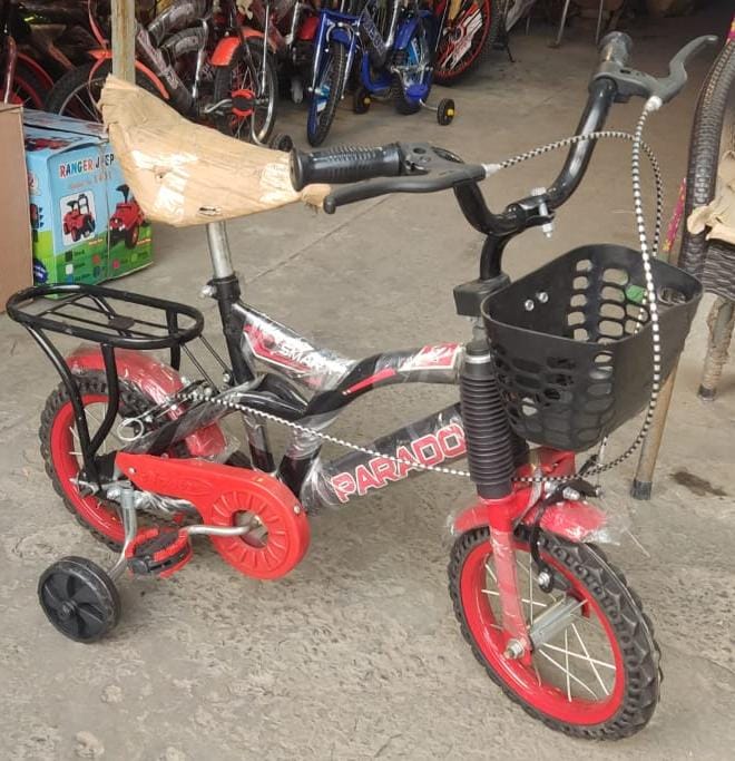 Parado Kids Sport Bicycle with Front Basket & Training Wheels (Black/Red) — image 1