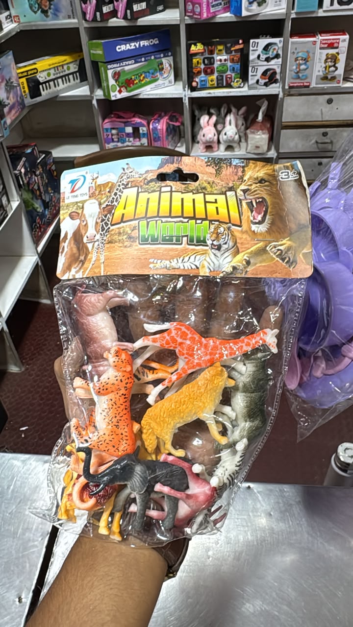 Le Teng Toys Animal World Safari Plastic Figures Set (3+) — image 1