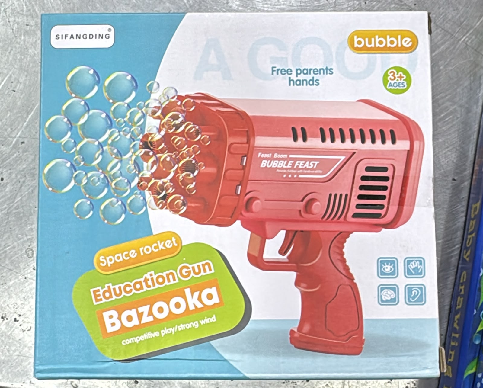 Sifangding Space Rocket Bubble Feast Bazooka Gun (Red / 3+) — image 1