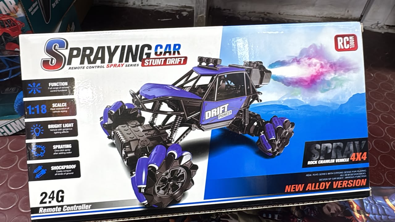 Spraying Car Drift Pioneer 4x4 Stunt Drift Rock Crawler - New Alloy Version (1:18 Scale - Blue / Purple) — image 1